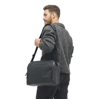 Nomatic Messenger Bag