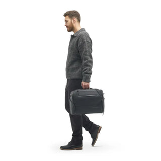 Nomatic Messenger Bag