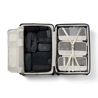 Nomatic Method Check In Luggage Black interior